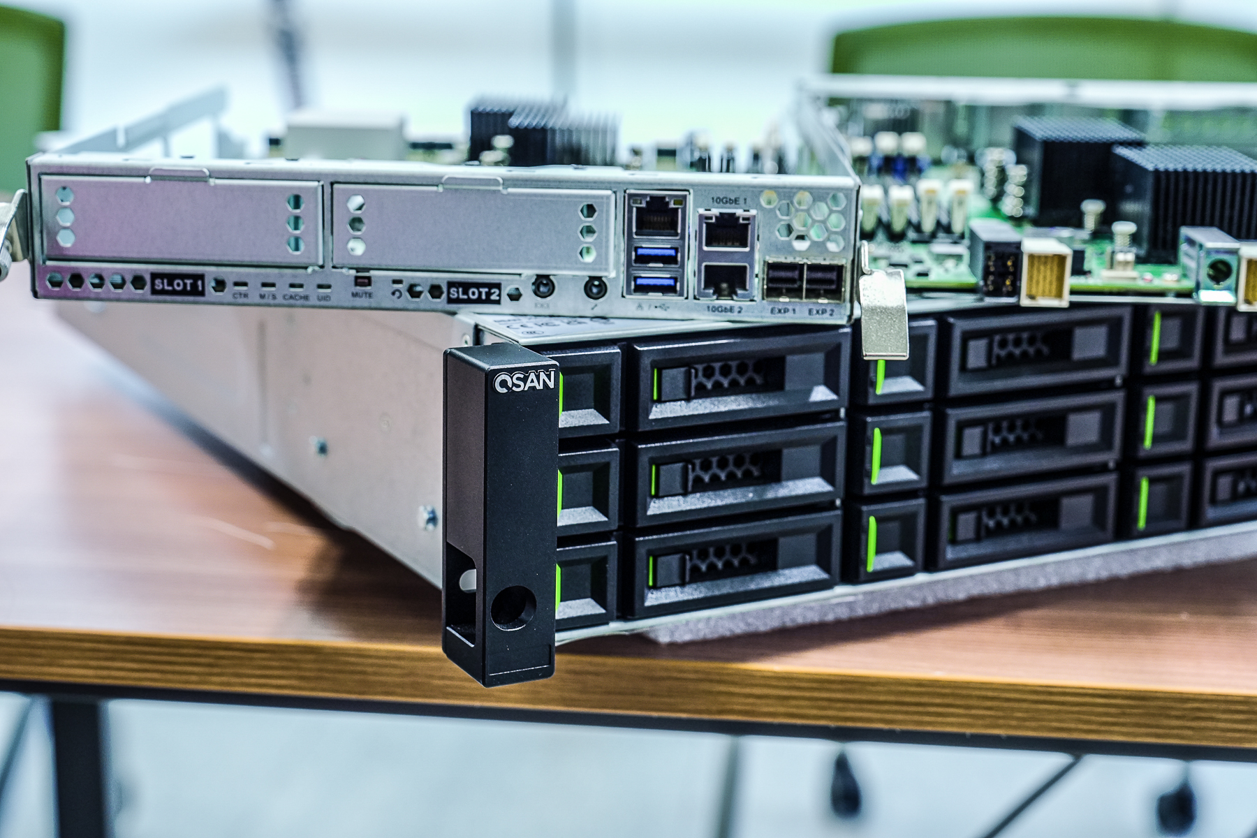 SAN,SAN 구축,SAN 스토리지,SAS스토리지,