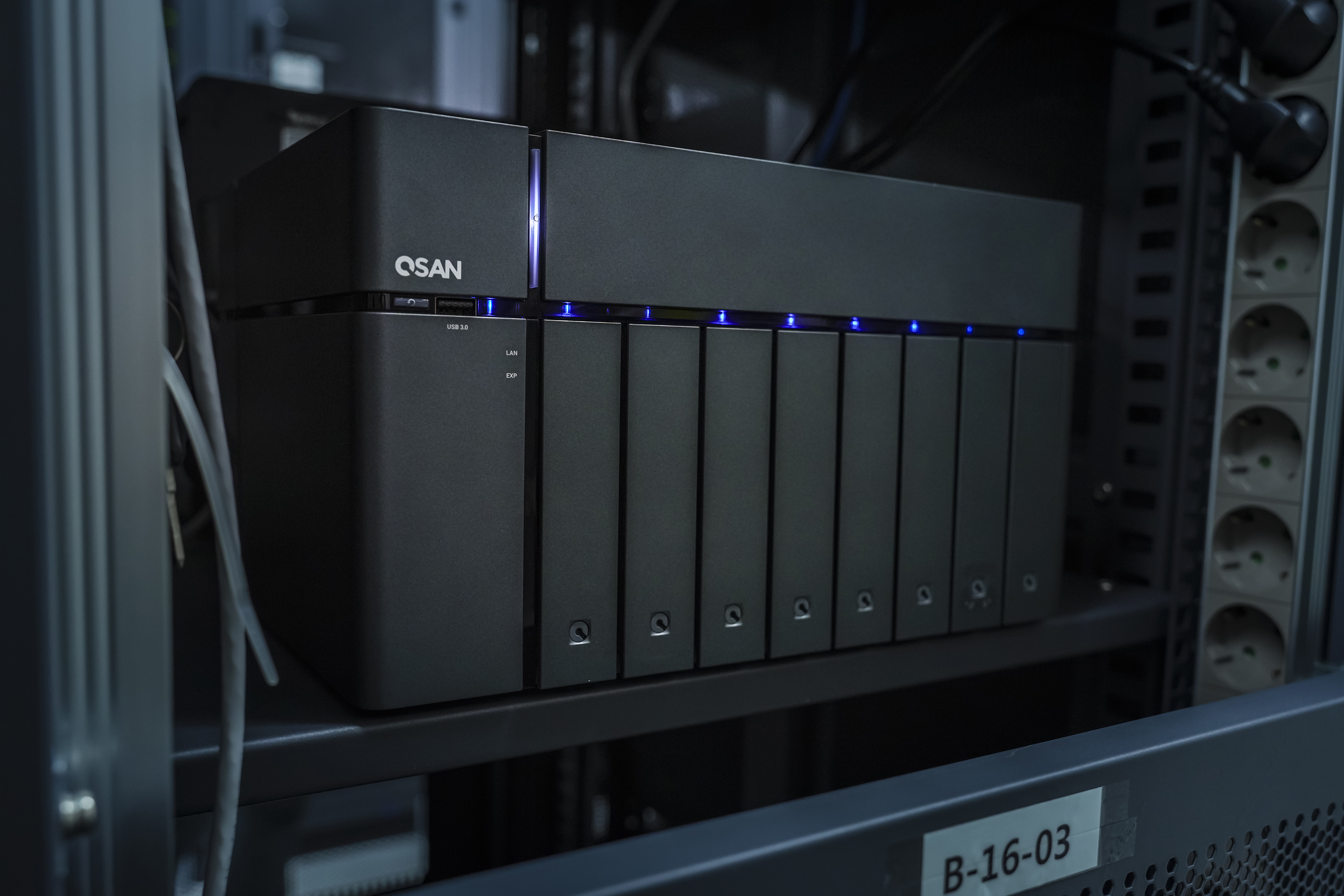 큐샌 나스,큐샌 NAS,QSAN 나스,QSAN NAS